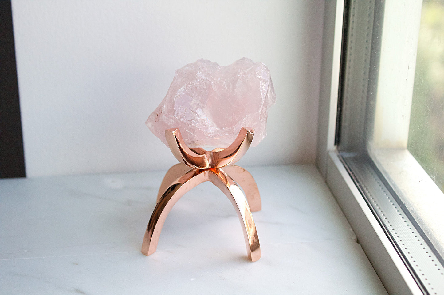Pink Rose Quartz Crystal Mineral on Brass Modern Claw Display Stand Boho Decor Gemstone Display for Positive Energy Gift Idea Minimalist