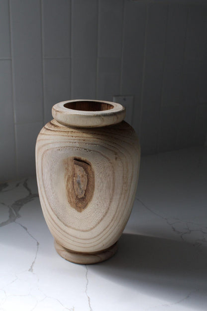 Modern Farmhouse Decor Natural Wood Vase Organic Home Accent Piece Dried Floral Display Container Contemporary Design Detail Decorative Branch Holder Beautiful Wood Grain Pattern Turned Construction Style Living Room Art Natural Material