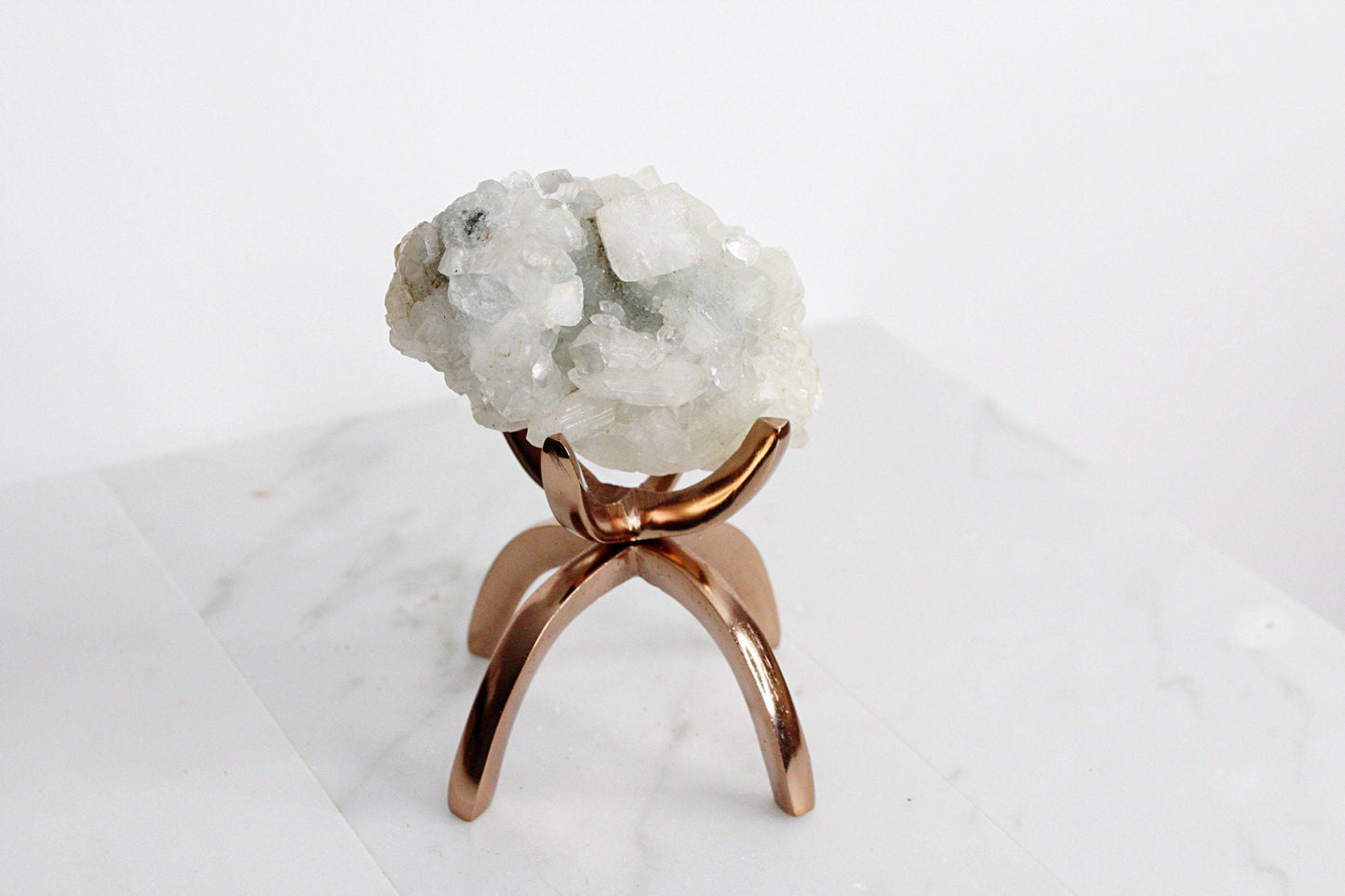 Green Crystal Apophyllite Quartz Stone Mineral on Brass Modern Claw Display Stand Boho Decor Geode Crystal Gift Raw Natural Freeform Crystal