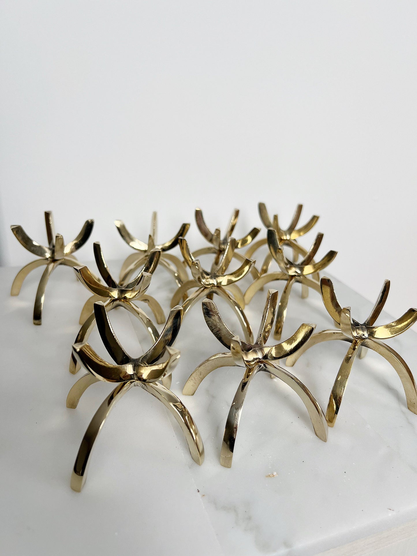 Bulk Pack Brass Crystal Display Stands – Stylish Boho Wedding