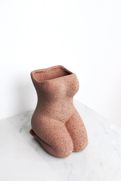 Woman Form Pottery Terracotta Colors Feminine Body Pot Neutral Planter Planter Indoor Plants Home Decor Ceramic Planter Houseplant Container