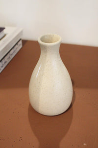 Two Tone Ceramic Vase Boho Home Accent Rustic Bookshelf Decor Neutral Farmhouse Eucalyptus Dried Flower Vase Modern Minimalist Decor Coffee Table Centerpiece