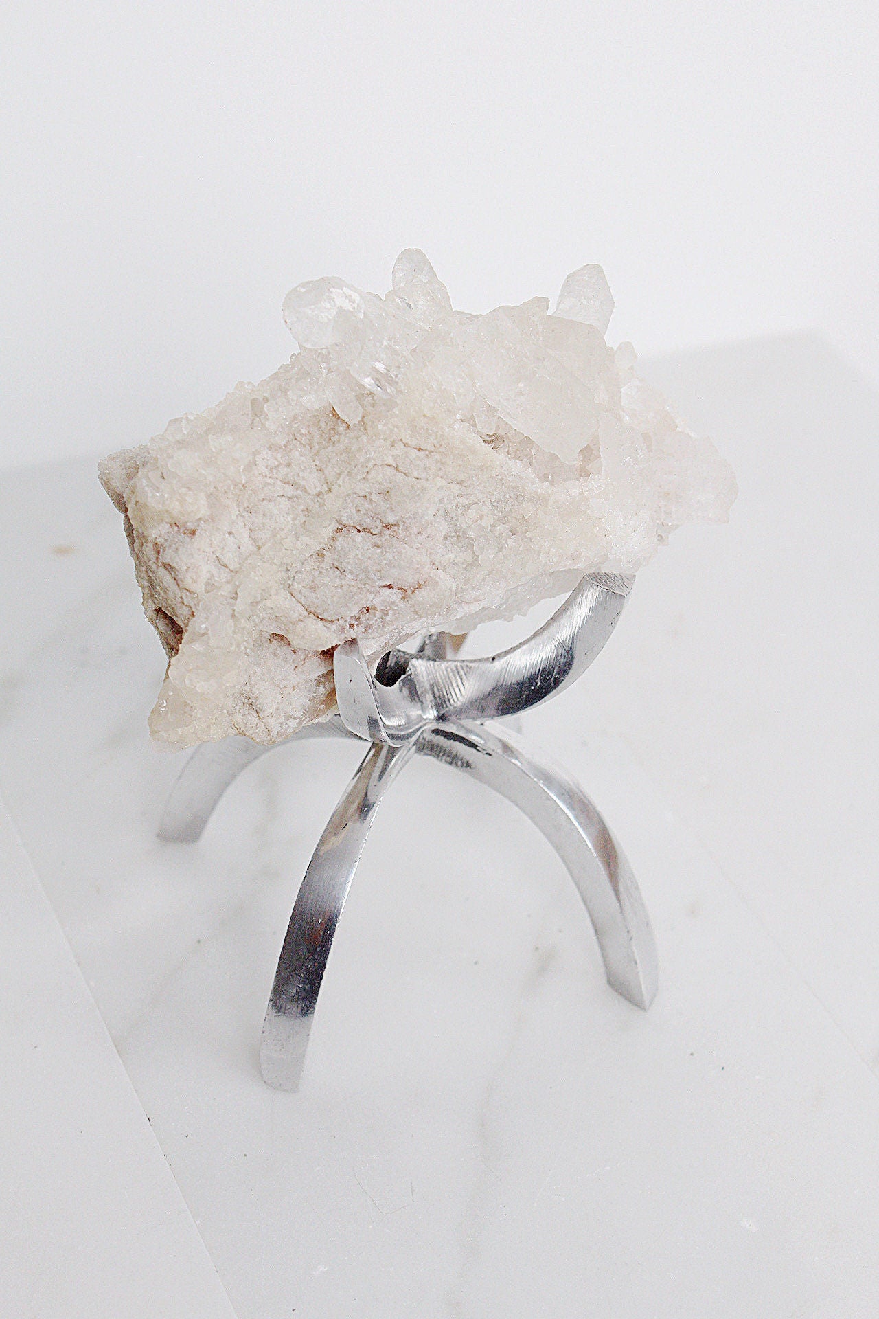 White Quartz Natural Stone Modern Decor Accent with Brass Claw Display Stand Raw Cluster Quartz Crystal Mineral on Brass Modern Claw Display