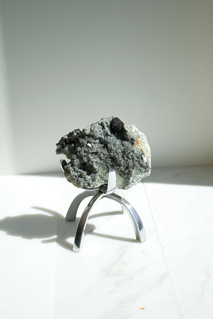 Modern Silver Crystal Stand Display Crystal Stand Gold Rock Display Holder Sphere Stand Home Decor Minimal Crystal Stand