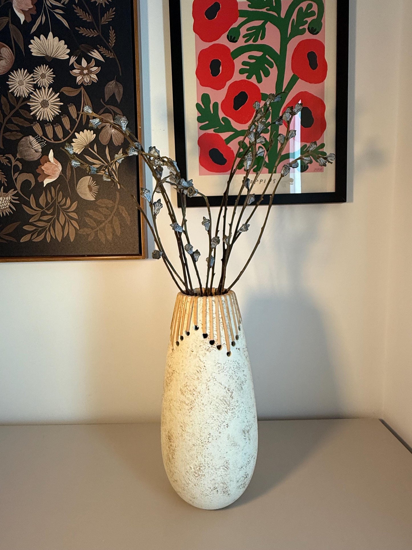 Wedding Botanical Display Dried Eucalyptus Branches Natural Home Decor Accent Pieces Tall Arrangement Filler Farmhouse Style Elements Gray White Color Premium Quality Construction Beautiful Large Scale Design Statement