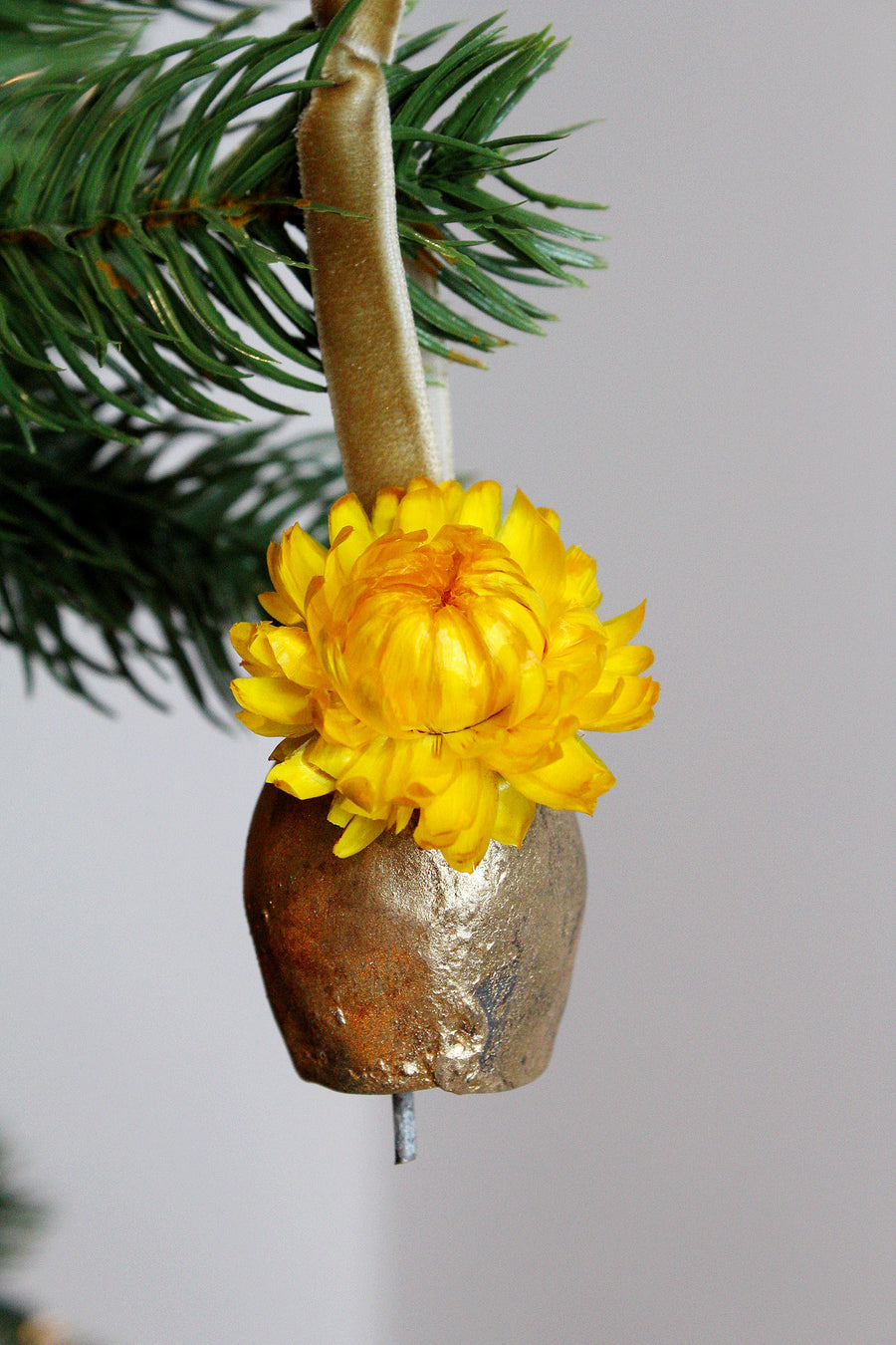 Vintage Gold Bell Boho Christmas Ornament | Set of 4 | Antique Rustic Straw Flower | Burnt Red and Yellow