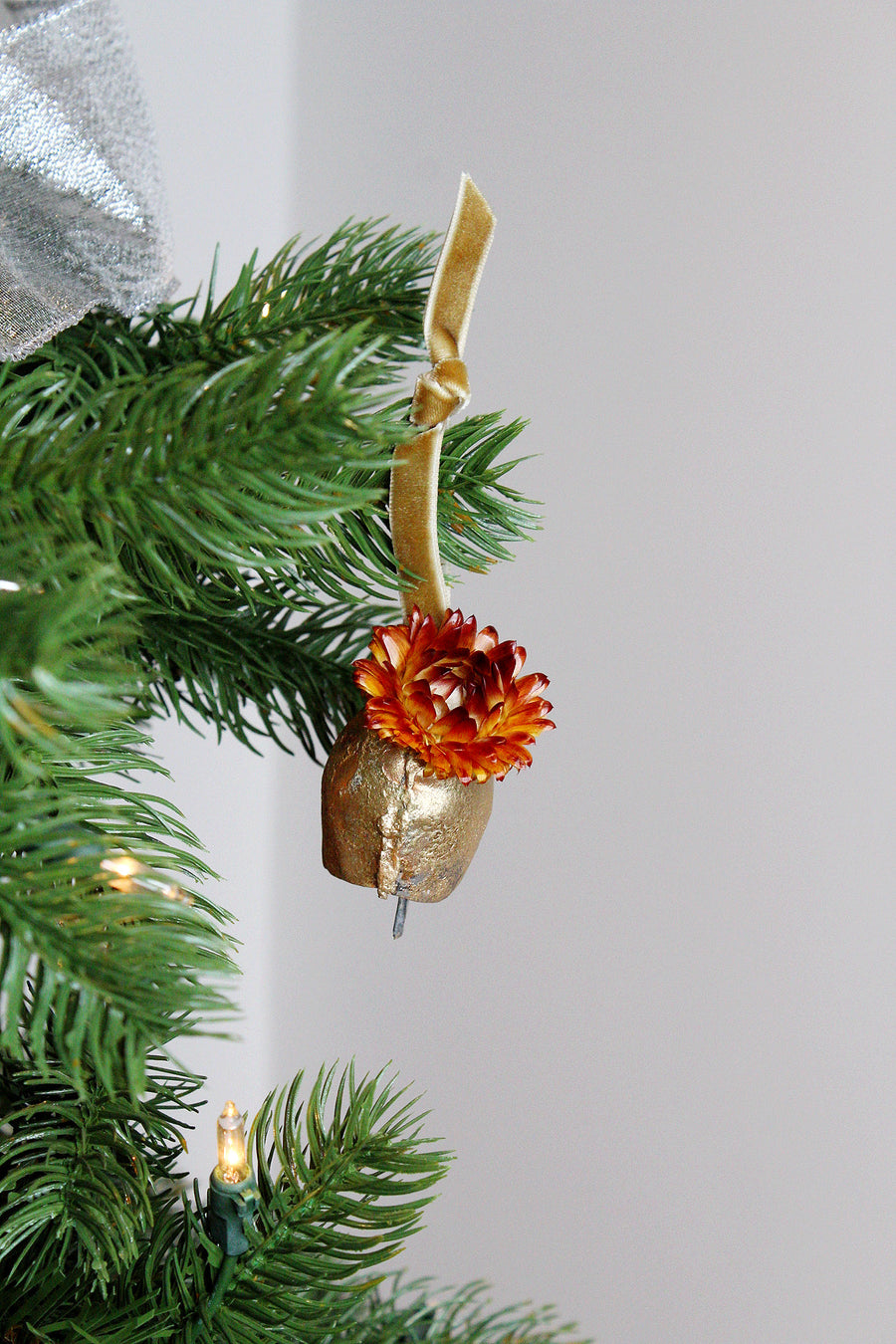 Vintage Gold Bell Boho Christmas Ornament | Set of 4 | Antique Rustic Straw Flower | Burnt Red and Yellow