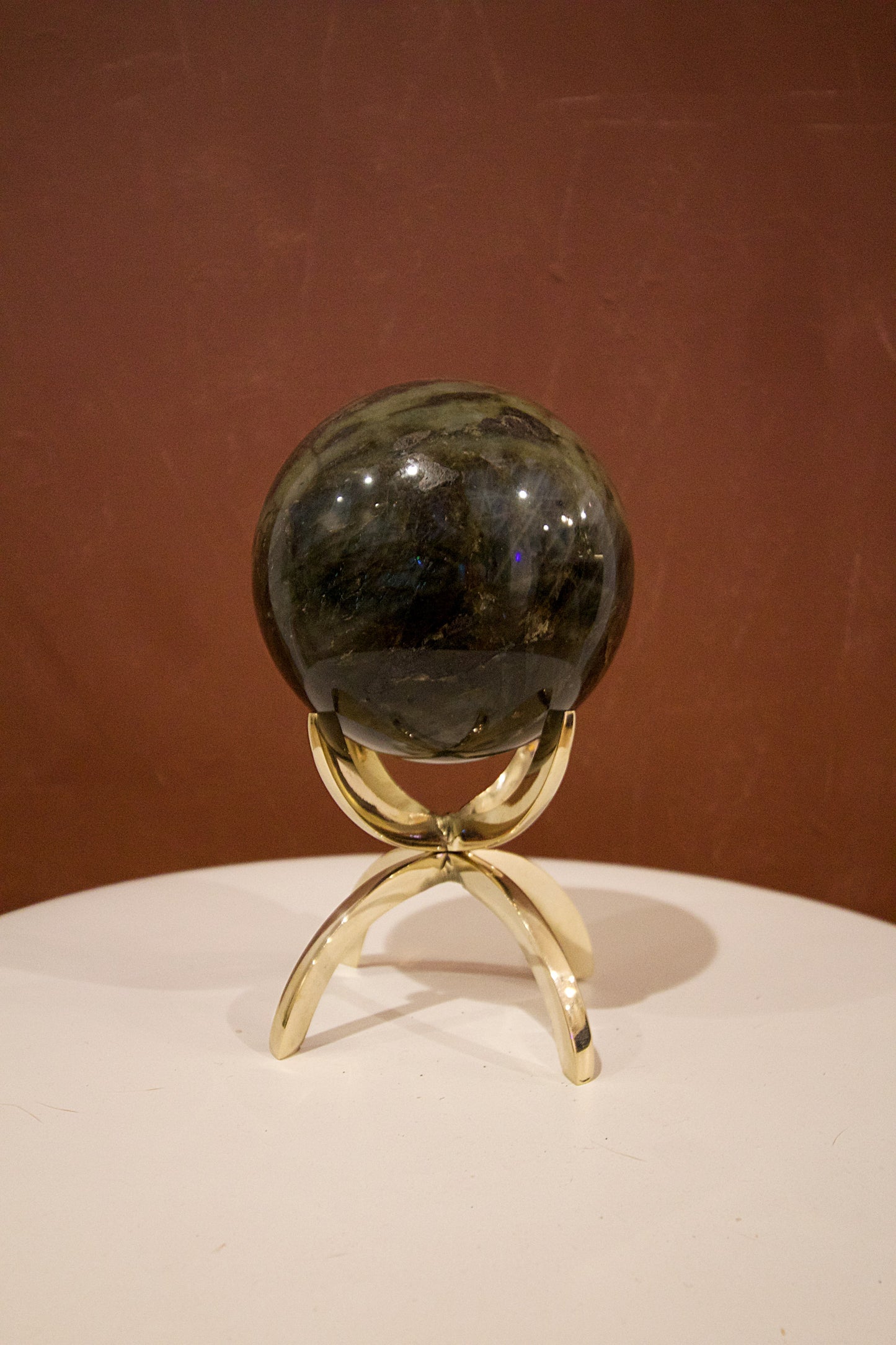 Brass Crystal Display Stand – Meditation Crystal Holder & Altar Decor