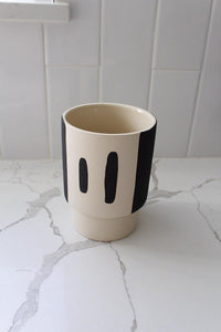 Ceramic Planter Modern Vase Minimalist Planter Black Beige Planter Indoor Planter Small Planter Succulent Planter Desk Decor Office Decor Home Decor Table Decor Shelf Decor Windowsill Decor Housewarming Gift Birthday Gift