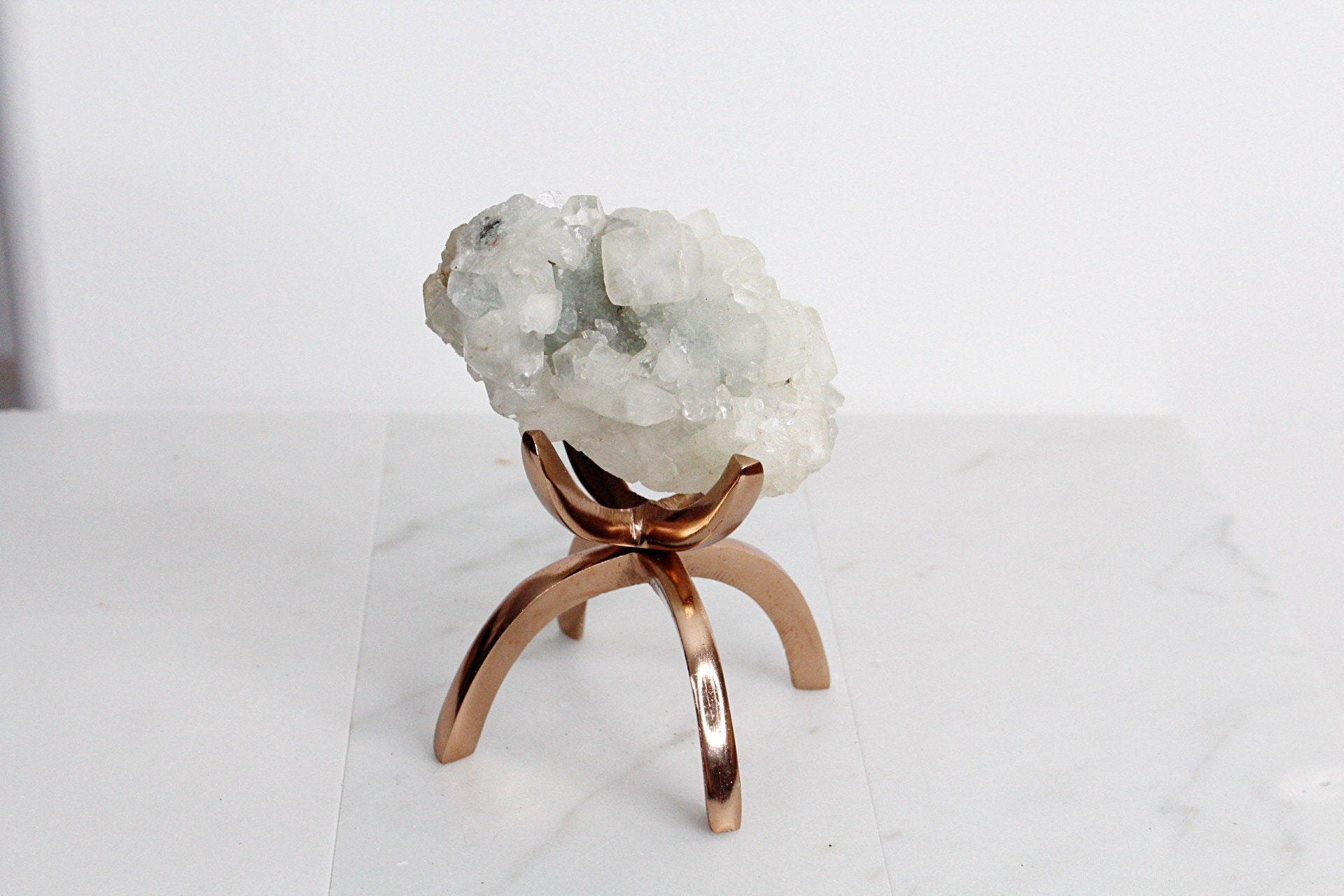 Green Crystal Apophyllite Quartz Stone Mineral on Brass Modern Claw Display Stand Boho Decor Geode Crystal Gift Raw Natural Freeform Crystal