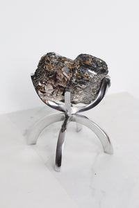 Modern Silver Crystal Display Holder Stand Aluminum Claw Minimal Crystal Display Stand Mineral Sphere Stylish Display Stand Geode Stand