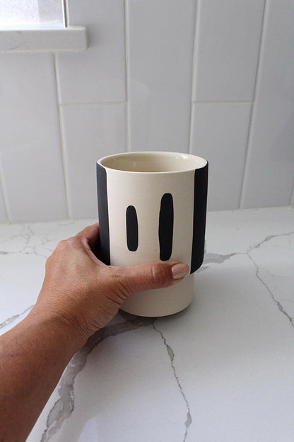 Minimalist Planter Modern Planter Ceramic Planter Black and Beige Planter Small Indoor Planter Plant Lover Gift Minimalist Gift Home Decor Table Decor Shelf Decor Windowsill Decor Succulent Planter Desk Decor Office Desk Accessory