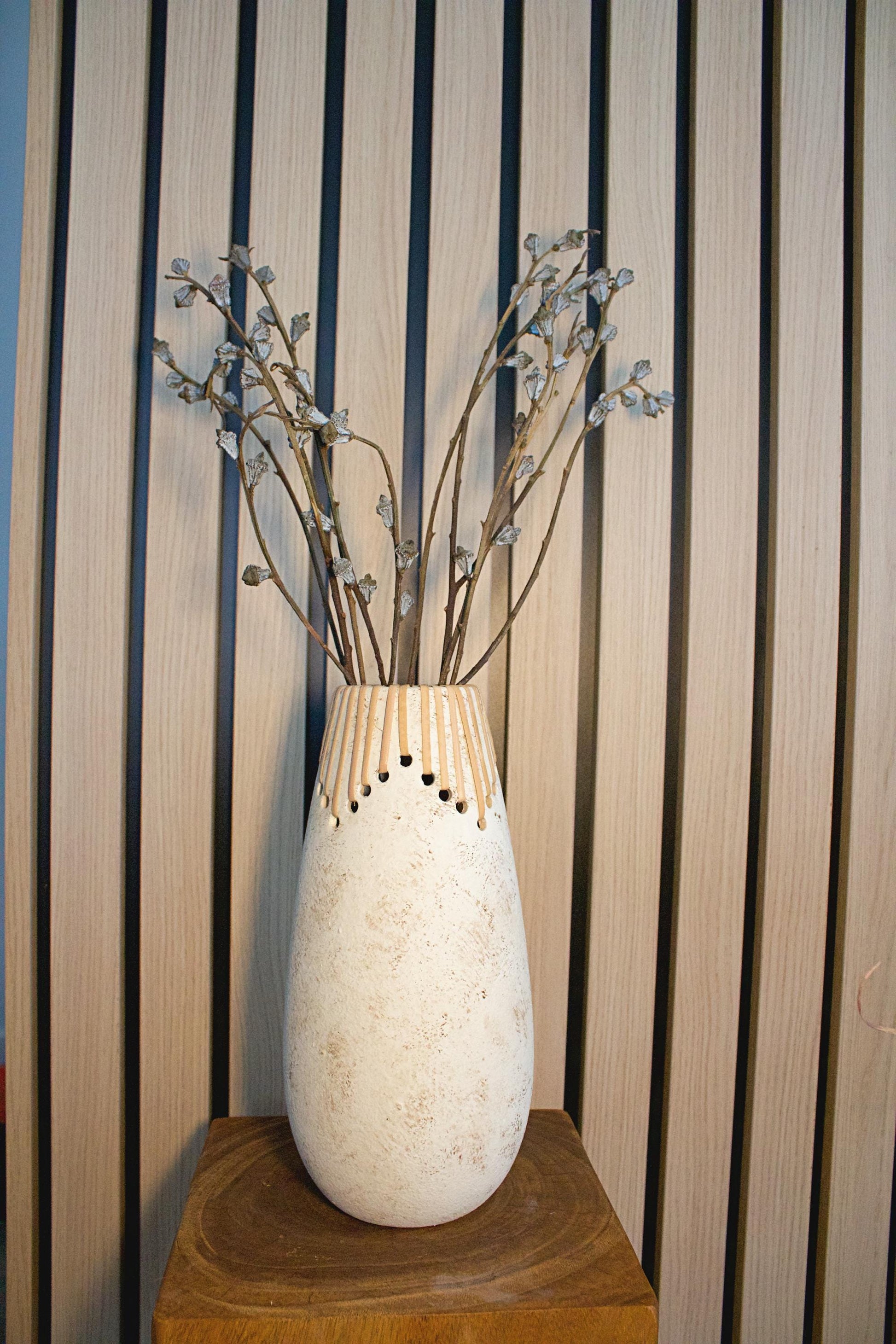 Modern White Vase Boho Ceramic Design Farmhouse Style Accent Piece Decorative Teardrop Shape Textured Details Perfect Home Decor Dried Flower Display Contemporary Room Essential Beautiful Handcrafted Details Elegant Artistic Creation Gift