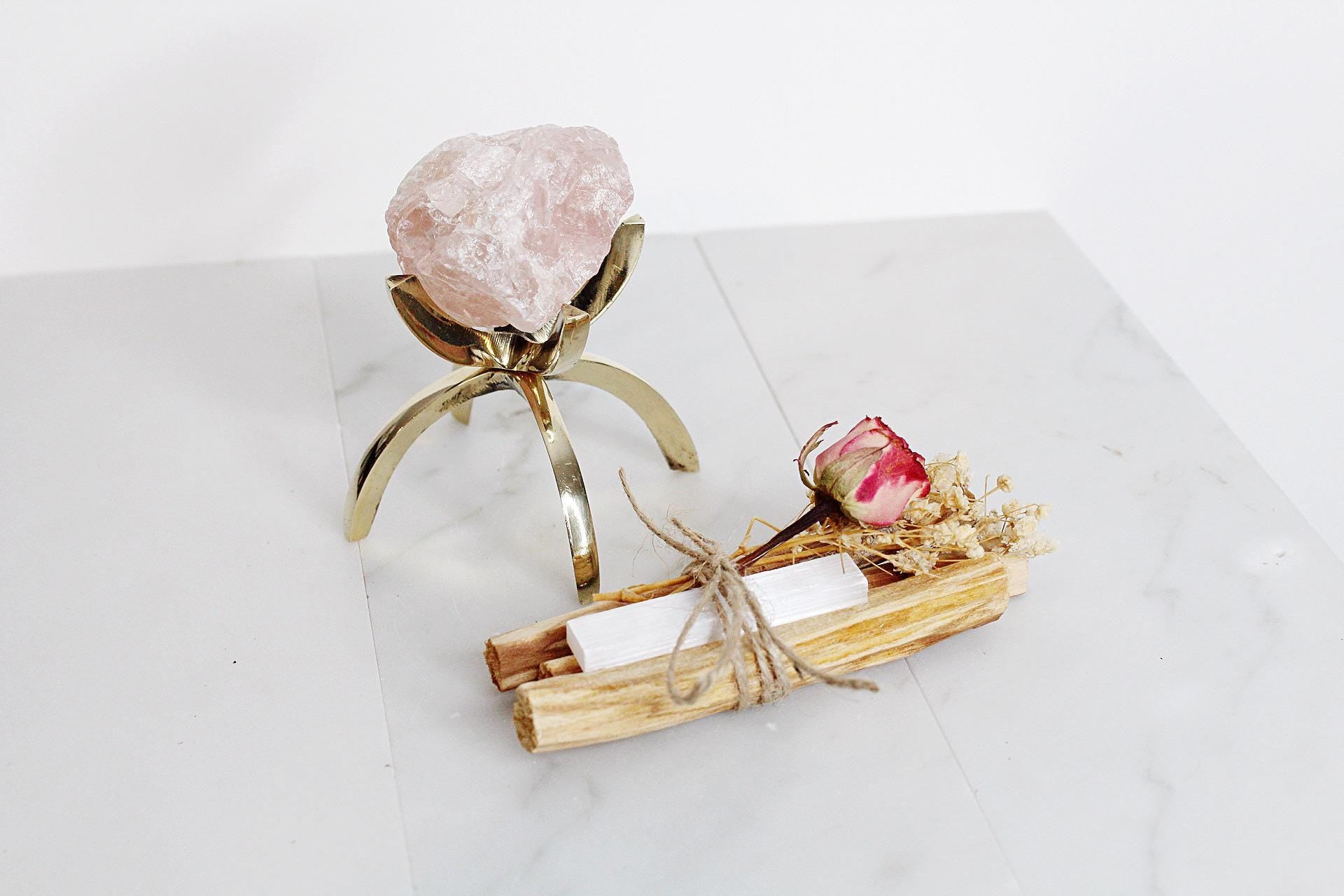 Spiritual Gift Set Crystal Healing Collection Energy Clearing Kit Rose Quartz Meditation Bundle Palo Santo Stick Set Selenite Crystal Package Stress Relief Essential Mental Wellness Support Perfect Gift Box Beautiful Display Stand Premium