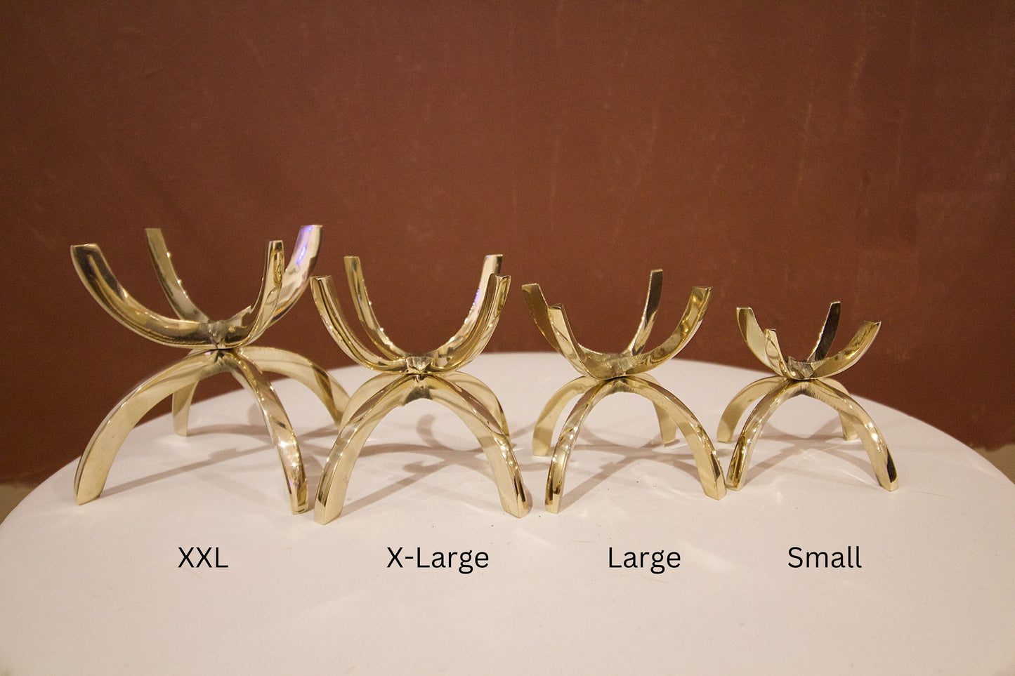 Modern Brass Crystal Stand Display Brass Crystal Stand Gold Rock Display Holder Sphere Stand Stylish Brass Home Decor Minimal Crystal Stand Modern Home Accessories Crystal Decor