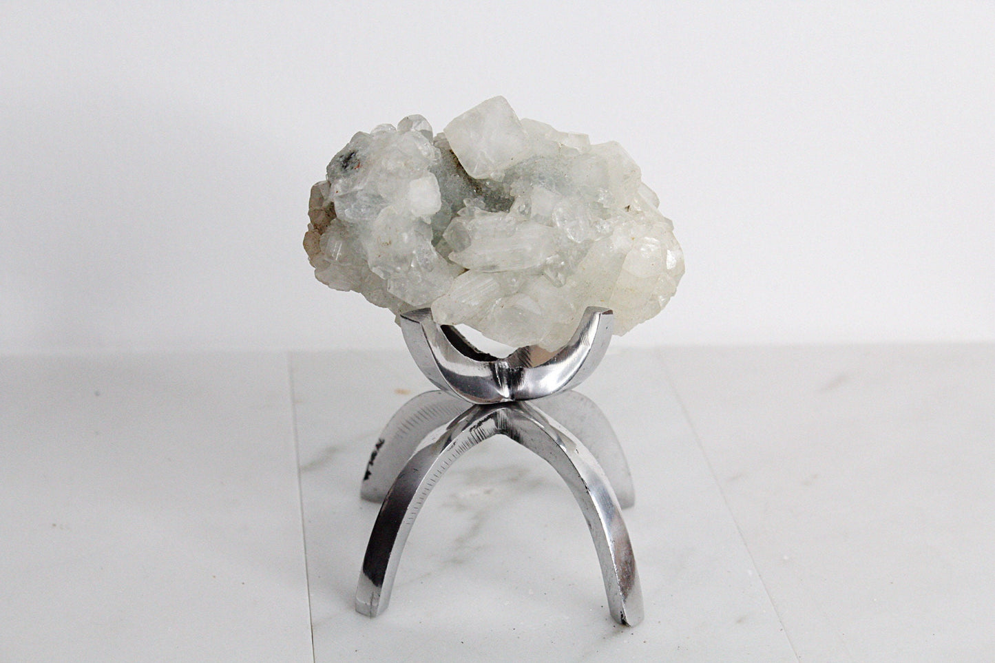 Green Crystal Apophyllite Quartz Stone Mineral on Brass Modern Claw Display Stand Boho Decor Geode Crystal Gift Raw Natural Freeform Crystal