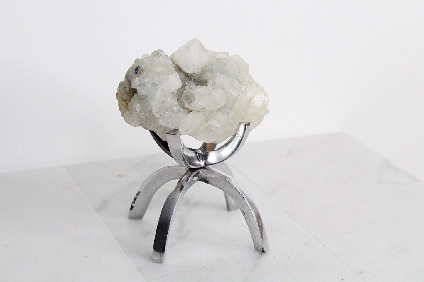 Green Crystal Apophyllite Quartz Stone Mineral on Brass Modern Claw Display Stand Boho Decor Geode Crystal Gift Raw Natural Freeform Crystal