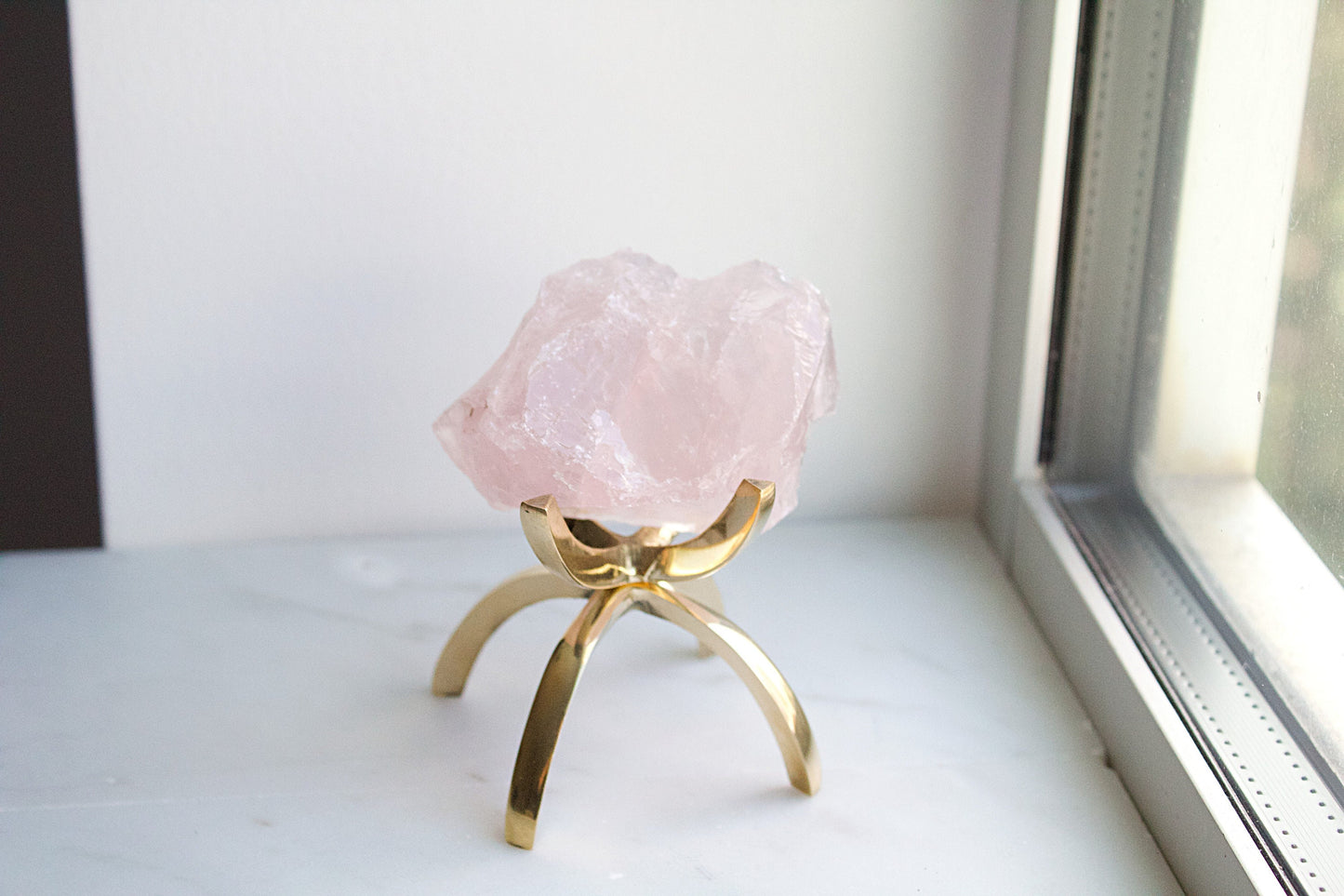 Pink Rose Quartz Crystal Mineral on Brass Modern Claw Display Stand Boho Decor Gemstone Display for Positive Energy Gift Idea Minimalist