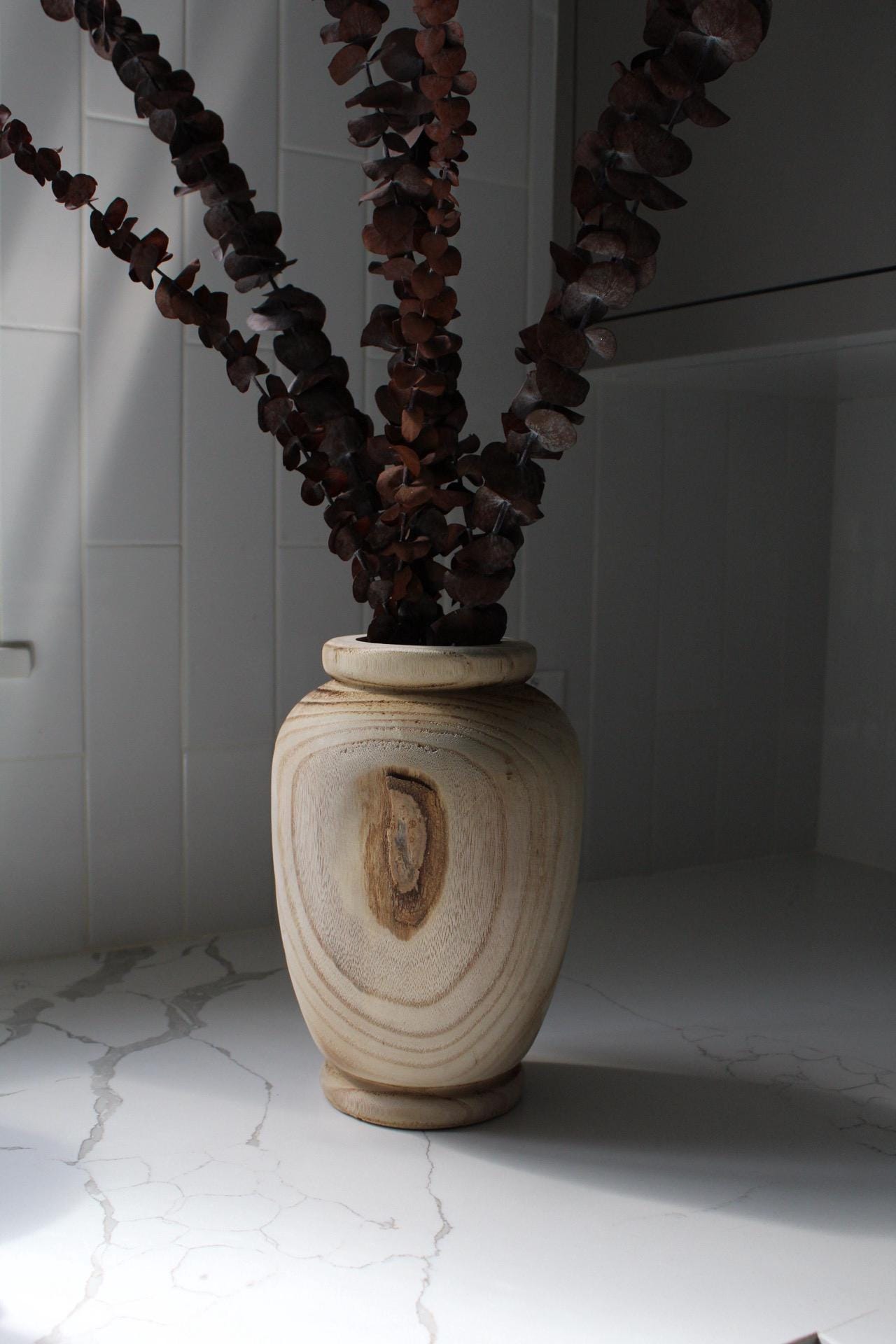 Organic Home Accent Natural Wood Vase Modern Farmhouse Decor Piece Dried Floral Display Container Decorative Branch Holder Beautiful Wood Grain Pattern Contemporary Design Detail Living Space Art Collection Handcrafted Construction Style