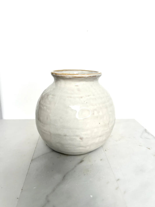 Beige Bud Vase – Minimal Modern Ceramic Flower Vessel