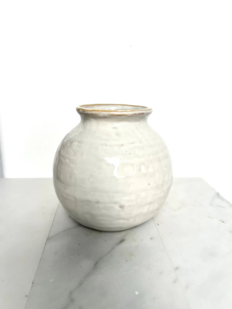 Beige Bud Vase – Minimal Modern Ceramic Flower Vessel