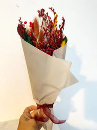 Red Holiday Bouquet – Dried Floral Centerpiece