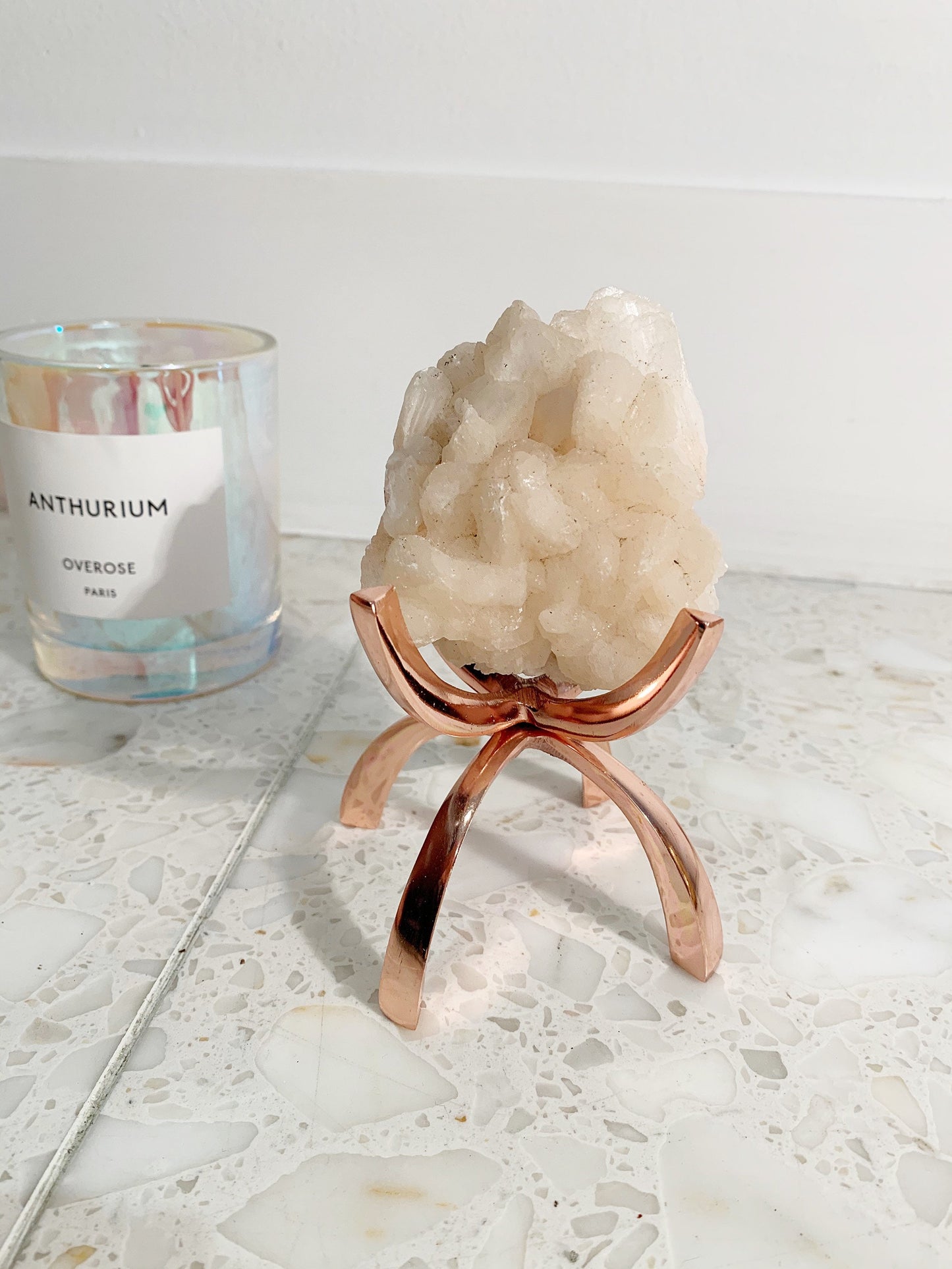 Modern Rose Gold Pink Crystal Stand Display Copper Crystal Stand Rock Holder Sphere Stand Stylish Brass Home Decor Minimal Crystal Stand