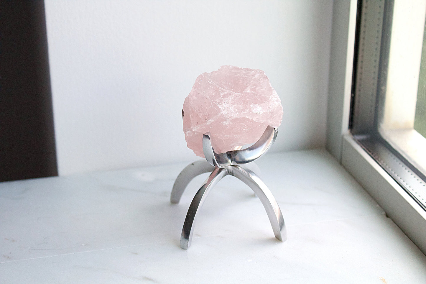 Pink Rose Quartz Crystal Mineral on Brass Modern Claw Display Stand Boho Decor Gemstone Display for Positive Energy Gift Idea Minimalist