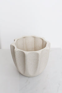 Neutral Modern Pot Fluted Beige Cream Ceramic Vase Pot Gift Minimal Modern Decor Ribbed Planter Sandstone Pottery for Indoor Plant Gift