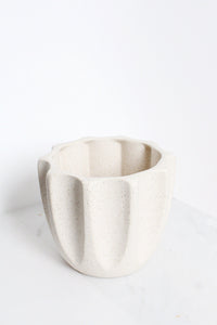 Neutral Modern Pot Fluted Beige Cream Ceramic Vase Pot Gift Minimal Modern Decor Ribbed Planter Sandstone Pottery for Indoor Plant Gift