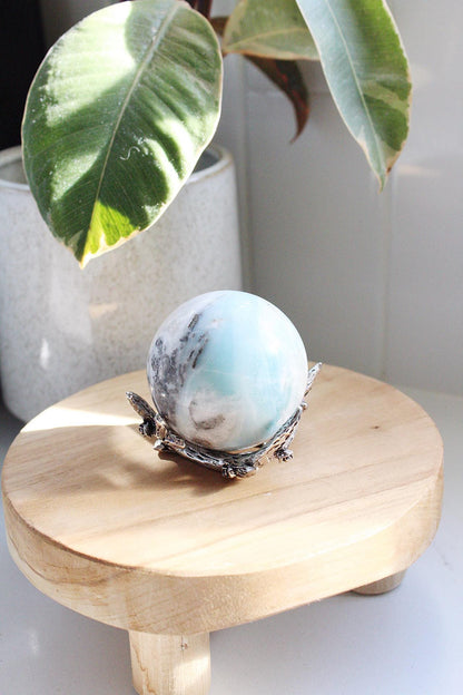 Antler Crystal Stand Rustic Decor Modern Accessory Gemstone Display Feng Shui Accent Meditation Room Nature Inspired Design Steel Crystal Holder Woodland Charm Crystal Ball Stand Gift