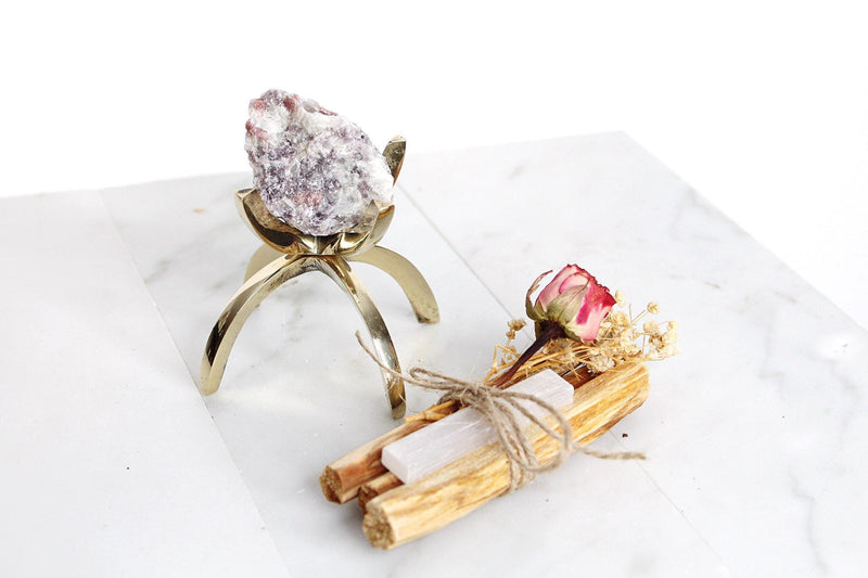 Crystal Healing Set Pink Tourmaline Selenite Palo Santo Energy Clearing Kit Spiritual Gift Set Crystal Display Meditation Altar Chakra Tool