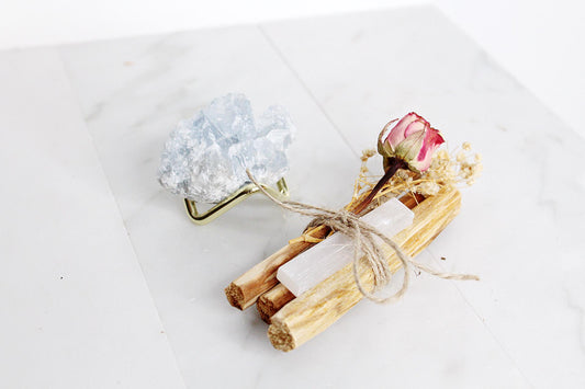 Crystal Healing Kit Celestite Palo Santo Meditation Supplies Spiritual Gift Set Sacred Space Altar Tools Energy Cleansing Home Decor Mindful Set Crystal Therapy Set Spiritual Wellness Kit