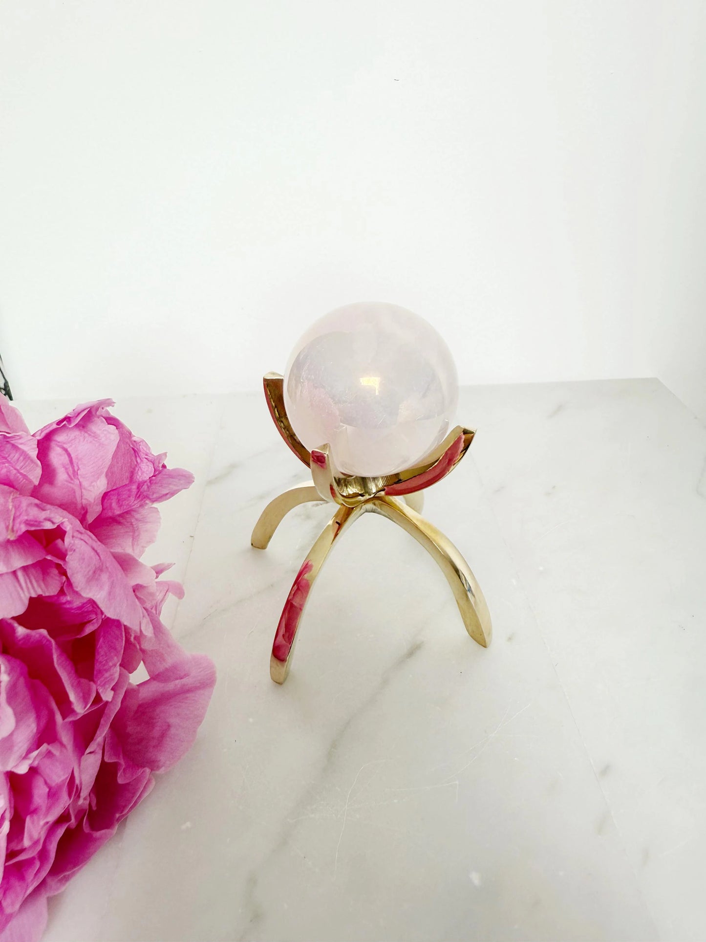 Angel Aura Rose Quartz Sphere Set – Pink Crystal Home Decor