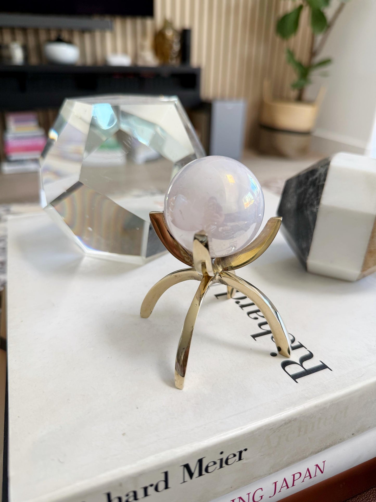 Angel Aura Rose Quartz Sphere Set – Pink Crystal Home Decor