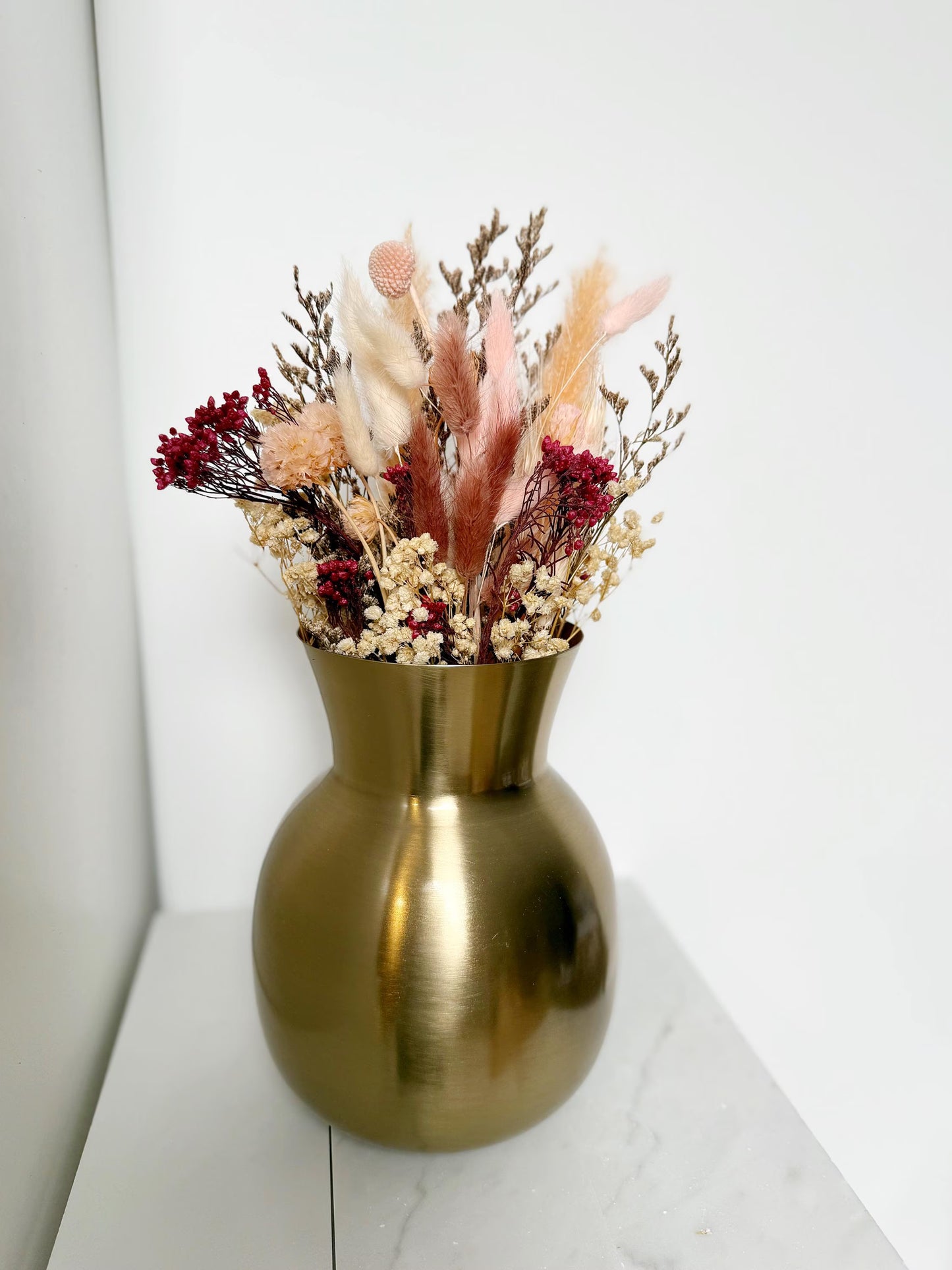 Modern Gold Metal Vase – Round Flower Container