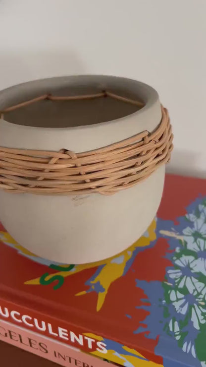 Ceramic Rattan Planter – Modern Minimalist Plant Pot for Indoor Decor