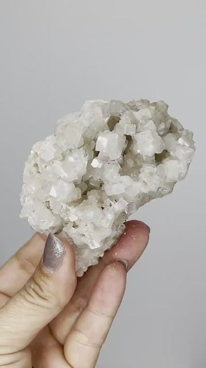 Rose Gold Crystal Holder Stand – Aluminum Grid Organizer for Meditation & Home Decor