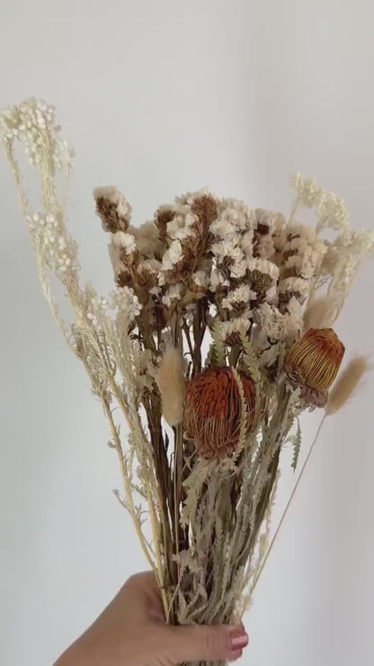 Boho Dried Flower Wedding Decor – Neutral Centerpiece